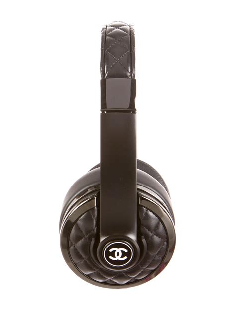 chanel headphones.